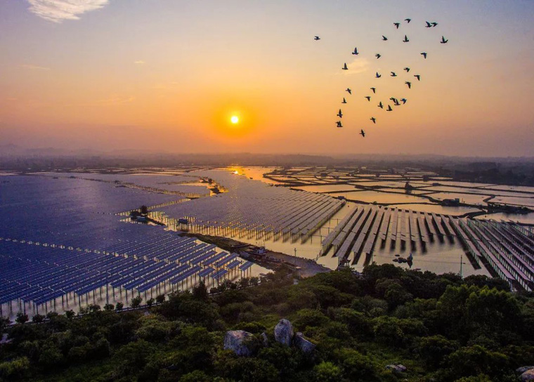 为什么在海上建设光伏板更好，海上光伏有哪些注意事项